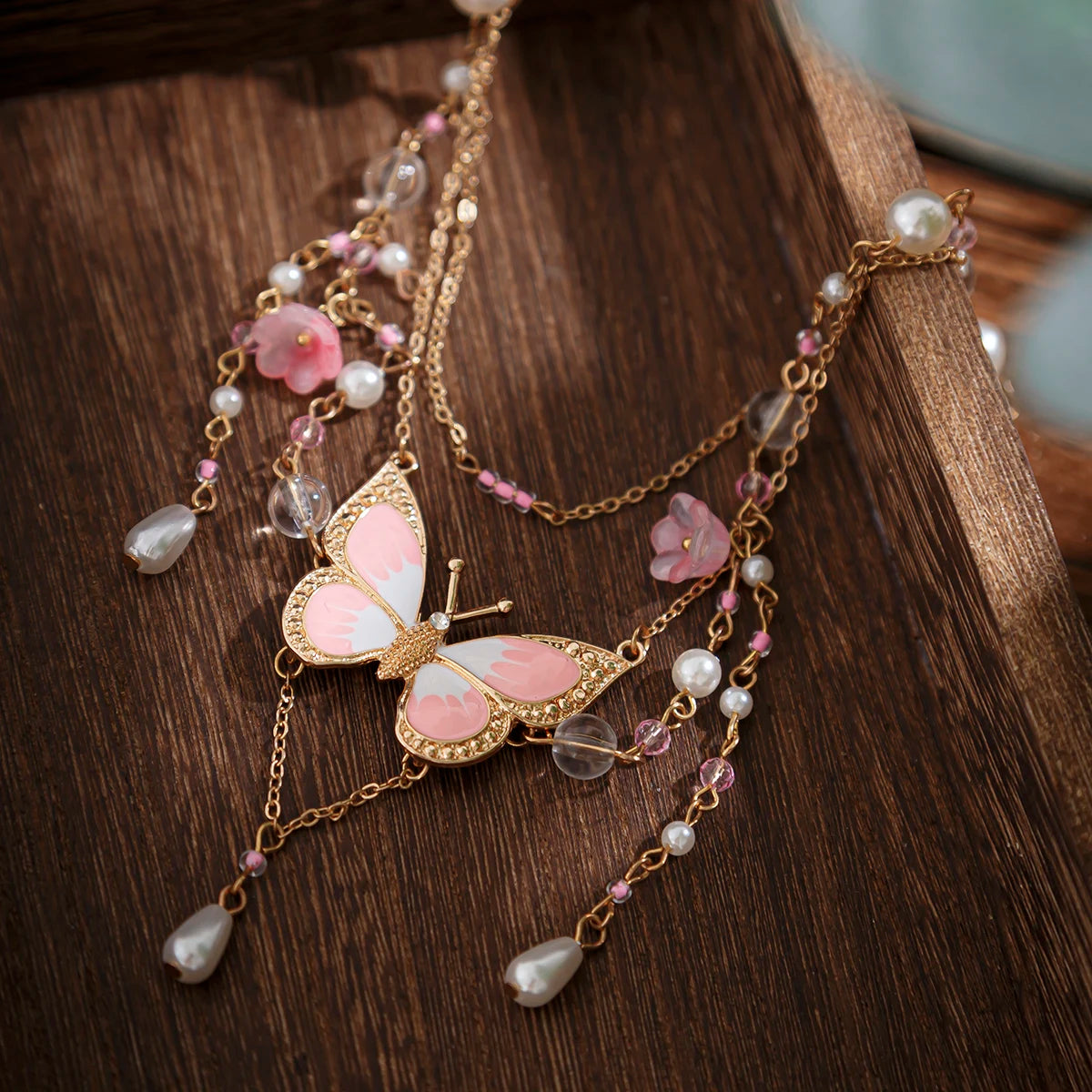 Whispering Butterfly Necklace – Elegant Gold Pendant Jewelry